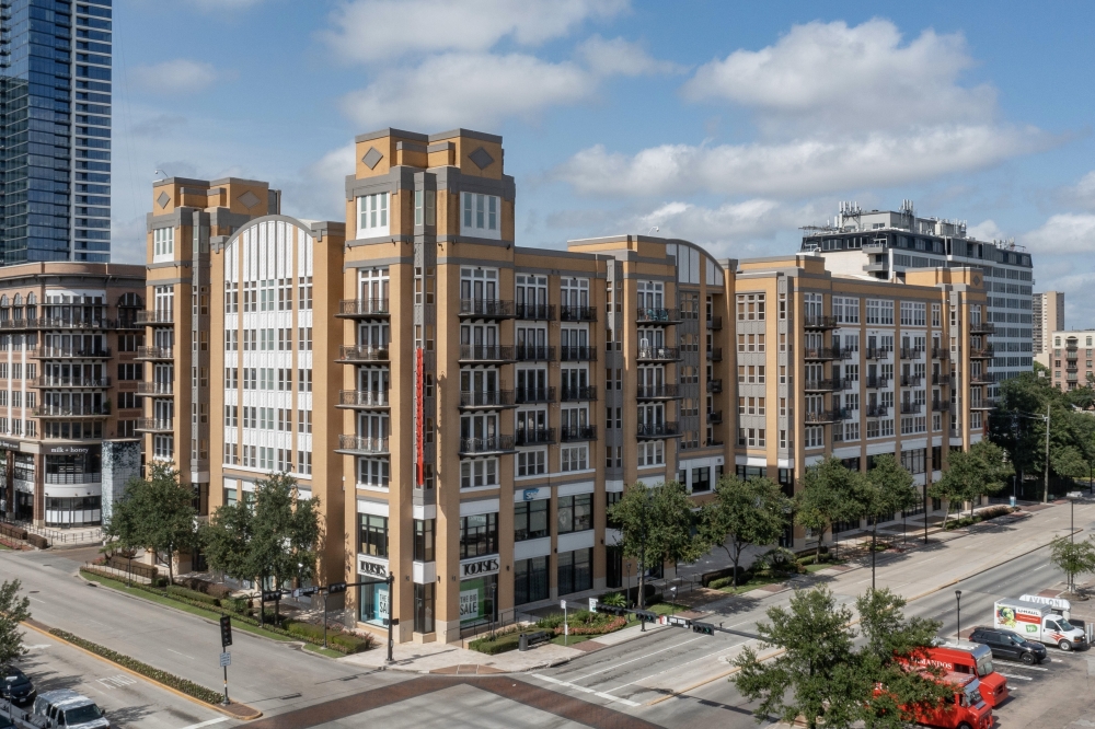 Arrive River Oaks External View